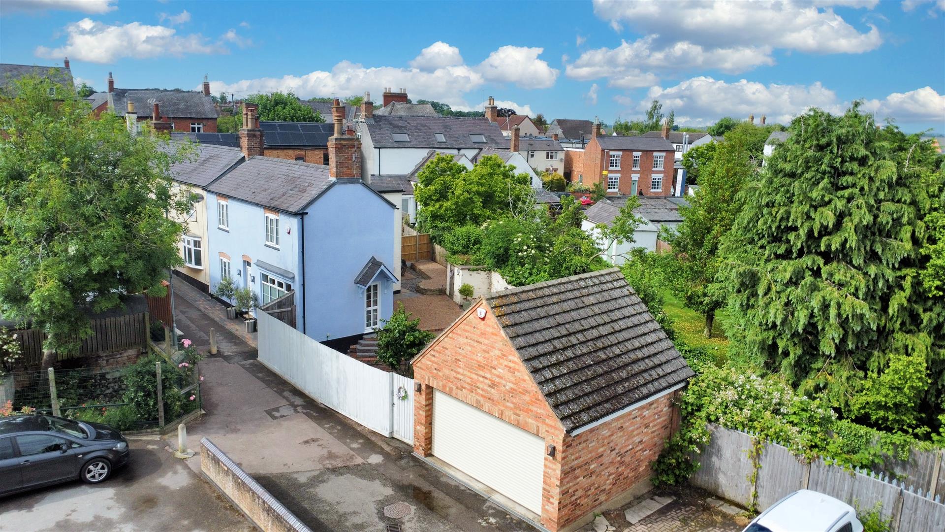 The Parade, Fleckney to Buy or Rent Readings Leicester Estate Agents